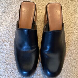 Naturalizer 27 Black Heeled Clogs. Sz. 7